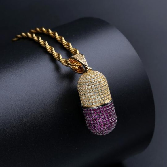 IceTrayYRN.com Jewelry - Unscrewable Pill Storage Pendant Rope Chain